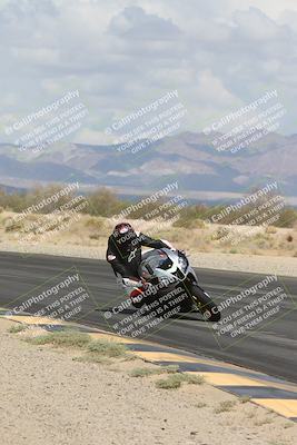 media/May-05-2025-Moto Forza (Mon) [[3c1838c5e5]]/2-B Group/Session 2 (Turn 7 Inside)/